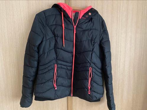 Zwarte winterjas/donsjas Maat L, Kleding | Dames, Jassen | Winter, Zo goed als nieuw, Maat 42/44 (L), Zwart, Ophalen of Verzenden