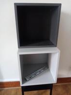 étagère gris foncé / dark grey shelf, Maison & Meubles, Accessoires pour la Maison | Étagères murales & Rayons de bibliothèque