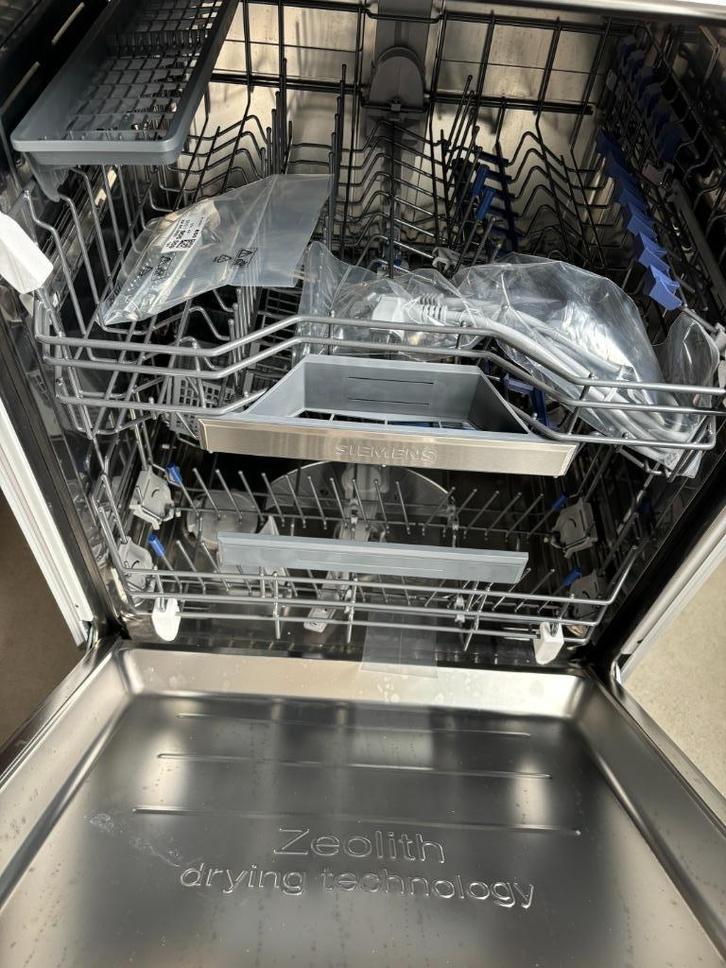 Nieuwe inbouwvaatwasser Siemens SX65Z802BE, Elektronische apparatuur, Vaatwasmachines, Nieuw, Inbouw, 85 tot 90 cm, 60 cm of meer