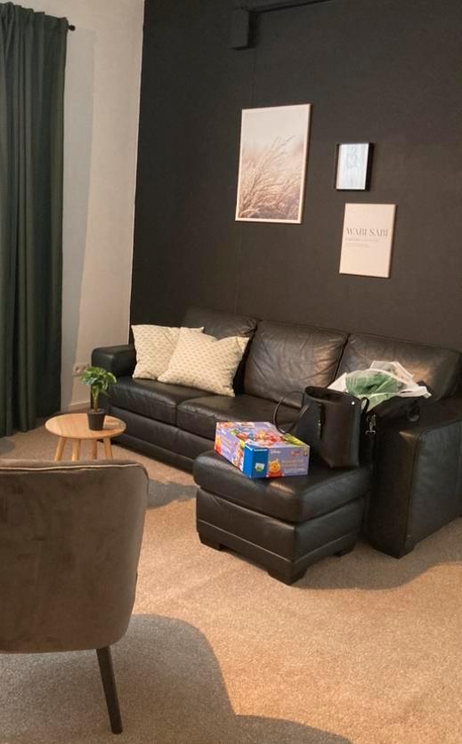 Zwarte leren zetel, Huis en Inrichting, Zetels | Zetels en Chaises Longues, Zo goed als nieuw, Driepersoons, 200 tot 250 cm, Leer