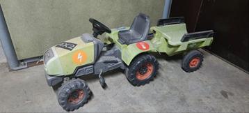 coole traptractor met kar beschikbaar voor biedingen