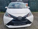 TOYOTA AYGO 1.0ESSENCE 2016 AIRCO 48619KM 5PORTES 7100€, Autos, Toyota, Verrouillage centralisé sans clé, Berline, Achat, Blanc