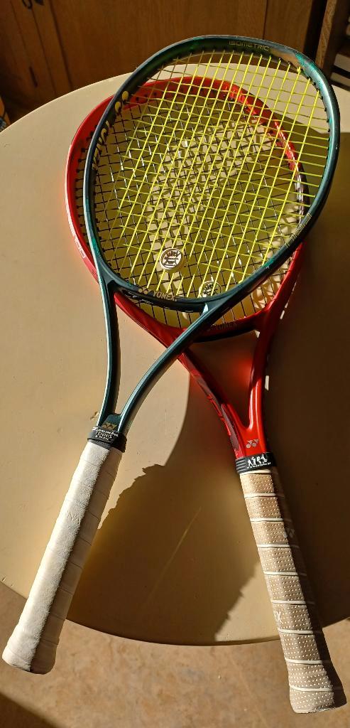 YONEX tennisrackets, zeer goede kwaliteit, recent bespannen,, Sport en Fitness, Tennis, Zo goed als nieuw, Racket, Overige merken