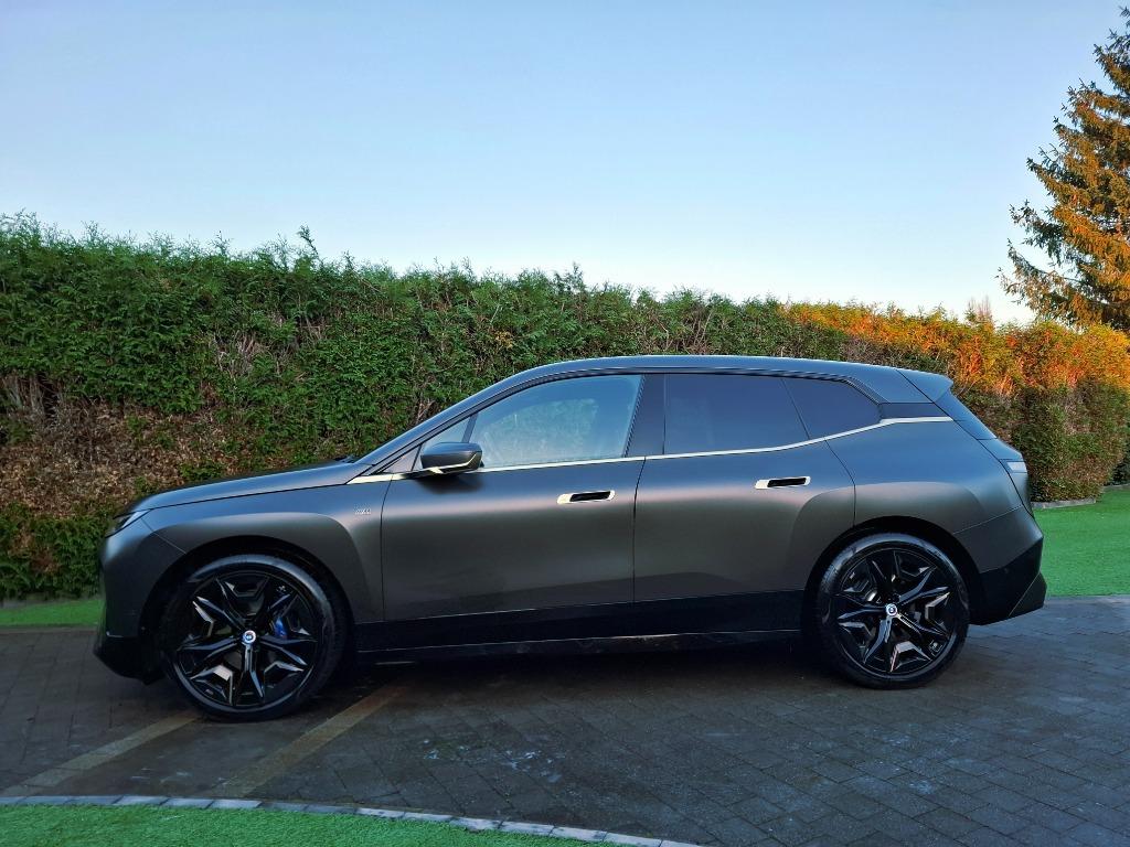 IX M60 Une version unique entièrement équipée sur le net !, Autos, BMW, Cuir, Argent ou Gris, Achat, Interruption de démarrage