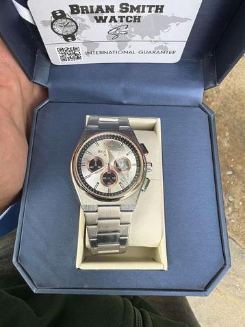 Montre Brian Smith beschikbaar voor biedingen