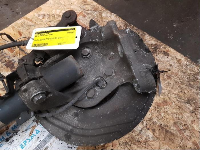 Remklauw (Tang) rechts-voor van een BMW 1-Serie, Auto-onderdelen, Remmen en Aandrijving, BMW, Gebruikt, 3 maanden garantie, Ophalen of Verzenden