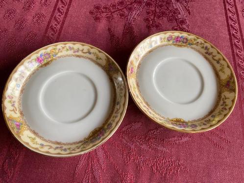 2 kleine borden van Duits porselein, Antiek en Kunst, Antiek | Porselein, Ophalen of Verzenden