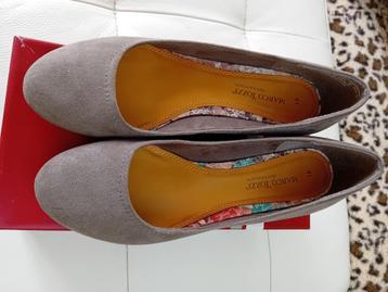 Bruine pumps met sleehak, maat 41 beschikbaar voor biedingen