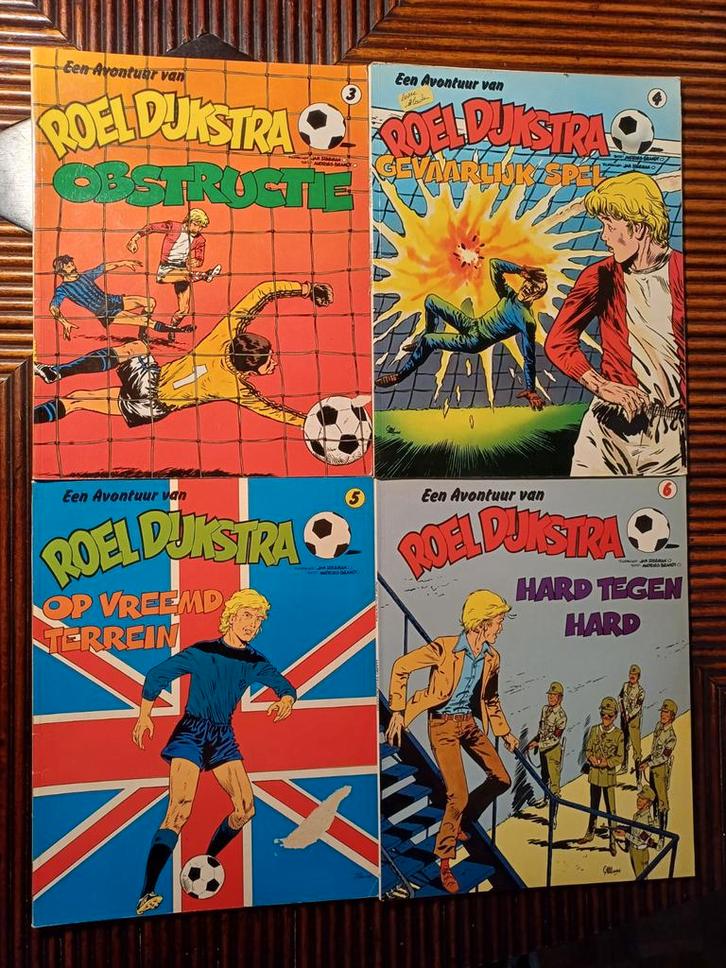 Lot voetbalstrips in 1 koop, Boeken, Stripverhalen, Zo goed als nieuw, Ophalen of Verzenden