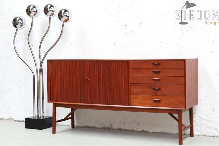 Hvidt Teak Sideboard Credenza Vintage Deens Design Jaren, Huis en Inrichting, Kasten | Dressoirs, Gebruikt, 150 tot 200 cm, 25 tot 50 cm