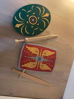 Houten speelgoed: zwaard en schild (2), Kinderen en Baby's, Speelgoed | Houten speelgoed, Ophalen, Zo goed als nieuw