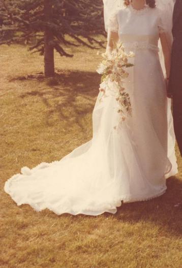 Robe de mariée beschikbaar voor biedingen
