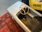 Oude Moskvich trapauto, Antiek en Kunst, Antiek | Speelgoed, Ophalen of Verzenden