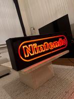 NINTENDO SUPERBRITE SERIES M37R NES - RETAIL SIGN, Collections, Marques & Objets publicitaires, Comme neuf, Table lumineuse ou lampe (néon)