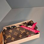 Louis Vuitton - BB Monogram Forever roze hoofdband - zwart, Verzenden, Zo goed als nieuw