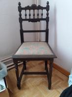 Een antiek stoel., Ophalen