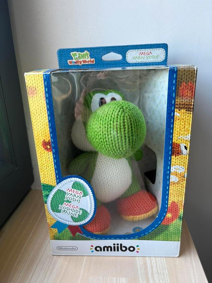 Amiibo Mega Yarn Yoshi, Games en Spelcomputers, Games | Nintendo Switch, Zo goed als nieuw, Ophalen of Verzenden