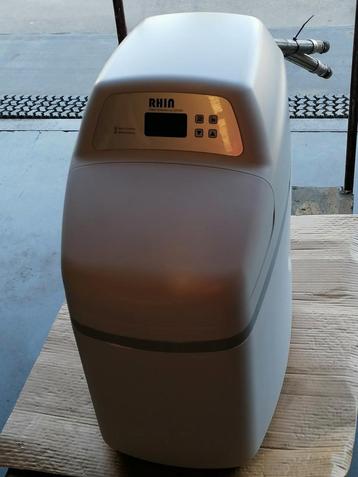 Waterverzachter in goede staat, Elektronische apparatuur, Waterontharders, Ophalen, Gebruikt, Waterontharder met zout