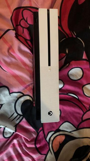 X-box one s  beschikbaar voor biedingen