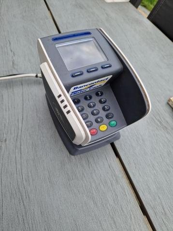 bancontact terminal met contactloos functie beschikbaar voor biedingen