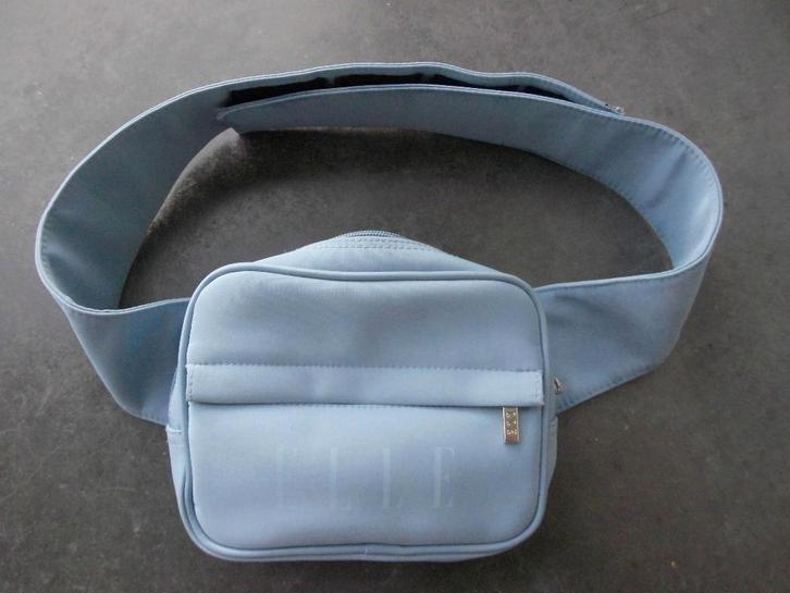 Blauwe heuptasje „ELLE” 20 x 17 cm, Handtassen en Accessoires, Tassen | Damestassen, Zo goed als nieuw, Overige typen, Blauw, Ophalen of Verzenden