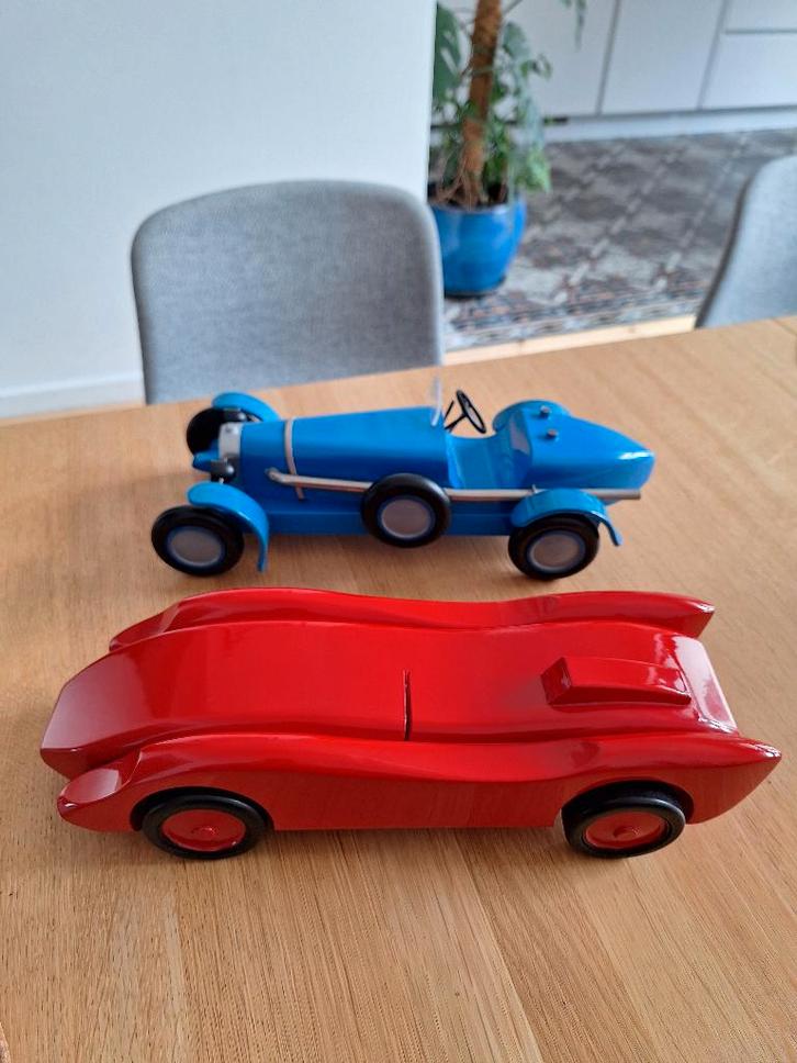 Bugatti et Ferrari par Michel Aroutcheff pour Vilac, Enfants & Bébés, Jouets | Jouets en bois, Utilisé, Enlèvement