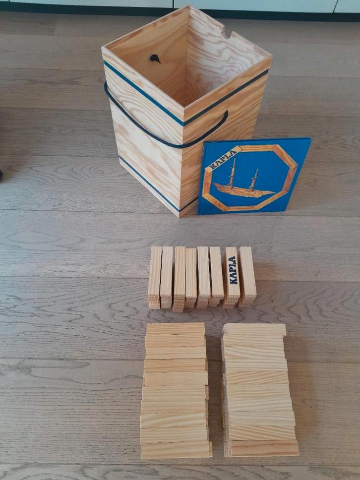 Kapla - 280 pièces et livre de construction (complet), Enfants & Bébés, Jouets | Blocs de construction, Comme neuf, Autres marques