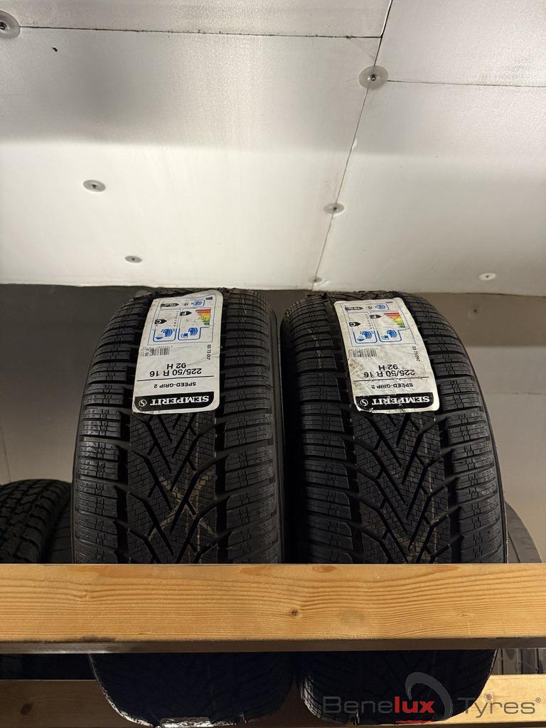 winter new 225/50R16 Semperits 225/50 R16 225/50/16 2255016, Auto-onderdelen, Banden en Velgen, -, Nieuw, Band(en), 225 mm