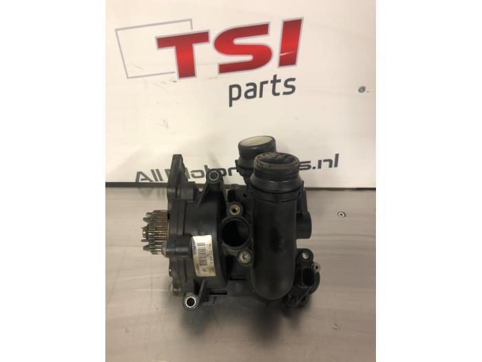 Pompe à eau d'un Volkswagen Golf, Autos : Pièces & Accessoires, Climatisation & Chauffage, Volkswagen, Utilisé, 3 mois de garantie