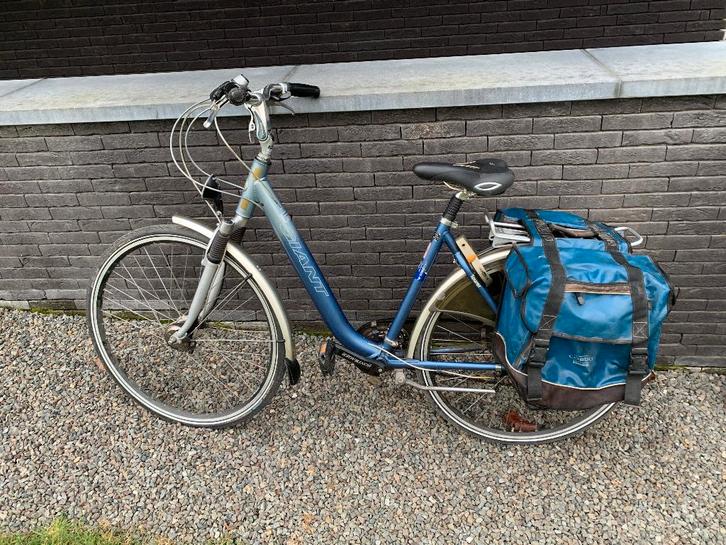 Damesfiets Giant Tourer 21 vitessen, Fietsen en Brommers, Fietsen | Dames | Damesfietsen, Gebruikt, Giant, (Extra) lage instap