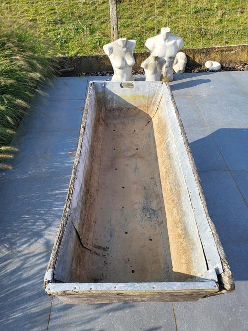Oude trog verzinkt, Tuin en Terras, Tuinwanddecoratie, Gebruikt, Ophalen