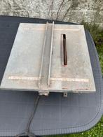 Scie de table, Ophalen