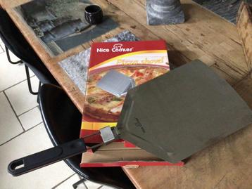 Pizza shovel een maal gebruikt, Tuin en Terras, Pizzaovens, Ophalen, Zo goed als nieuw