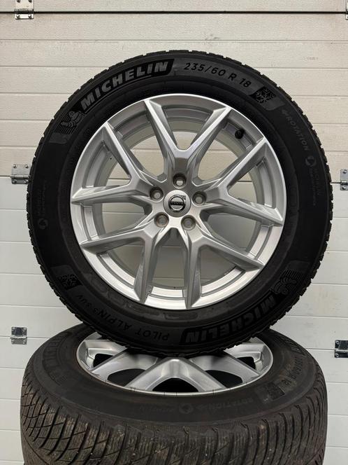 18’’ VOLVO XC60 XC 40 ll LYNK EN CO  VELGEN WINTERBANDEN ORI, Auto-onderdelen, Banden en Velgen, Banden en Velgen, 18 inch, 235 mm