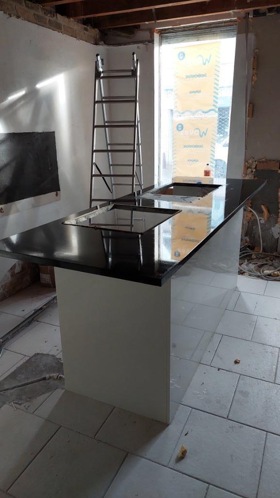 Zwart keukentablet, Huis en Inrichting, Keuken | Keukenelementen, Zo goed als nieuw, 50 tot 100 cm, 75 cm of meer, Zwart, Ophalen