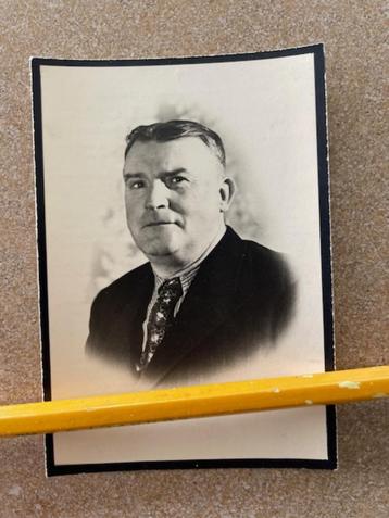 BURGEMEESTER WAREGEM DHR AUGUST CRAS  1895 en overleden1957 beschikbaar voor biedingen