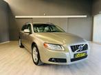 Volvo V70 V70/Leder/Navi/bluetooth/bagagerek/cruisecontrol, Voorwielaandrijving, Euro 5, 1984 cc, 5 deurs
