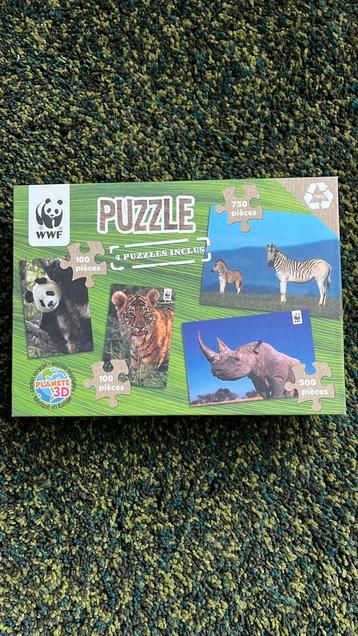 Set de 4 puzzles disponible aux enchères