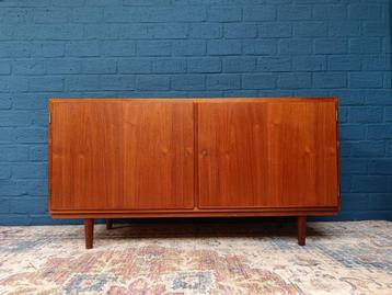 Vintage sideboard, Hundevad, Deens midcentury design beschikbaar voor biedingen