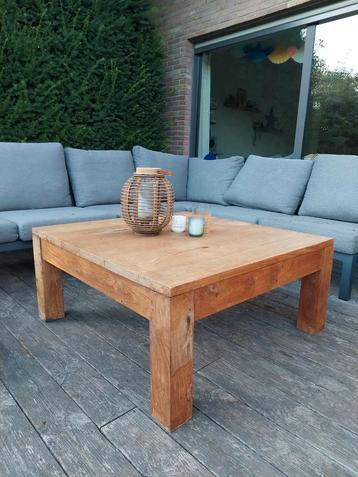 Salontafel loungetafel beschikbaar voor biedingen