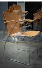 Chaise en bois et acier inoxydable. Bien empilable, Enlèvement