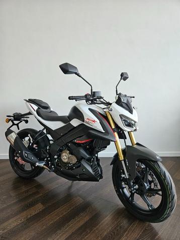 Nieuw !! QJmotor 125cc gamma vanaf 3.199 euro beschikbaar voor biedingen