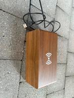 Digitale klok met draadloos opladen, Ophalen of Verzenden, Nieuw, Digitaal, Wekker of Tafelklok