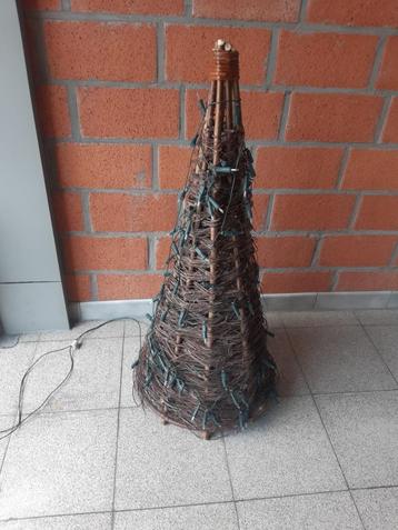 Alternatieve kerstboom beschikbaar voor biedingen