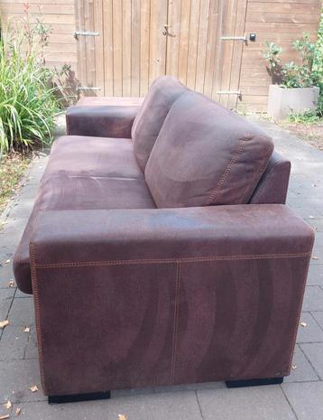 Gebruikt maar nog in goede staat hoor!Alcantara look beschikbaar voor biedingen