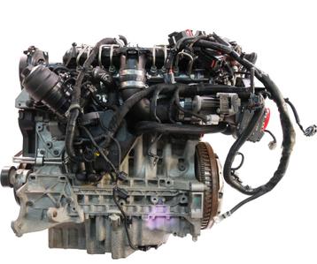 Moteur Volvo V70 135 2.4 D5244T14 disponible aux enchères