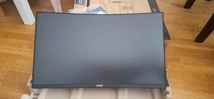 MSI MAG 242C, Informatique & Logiciels, Moniteurs, HD, Enlèvement