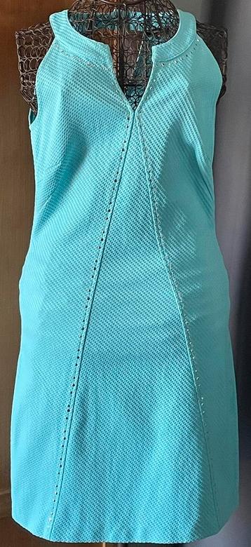 Caroline Biss 38 NIEUW afgelijnde zacht Turquoise jurk
