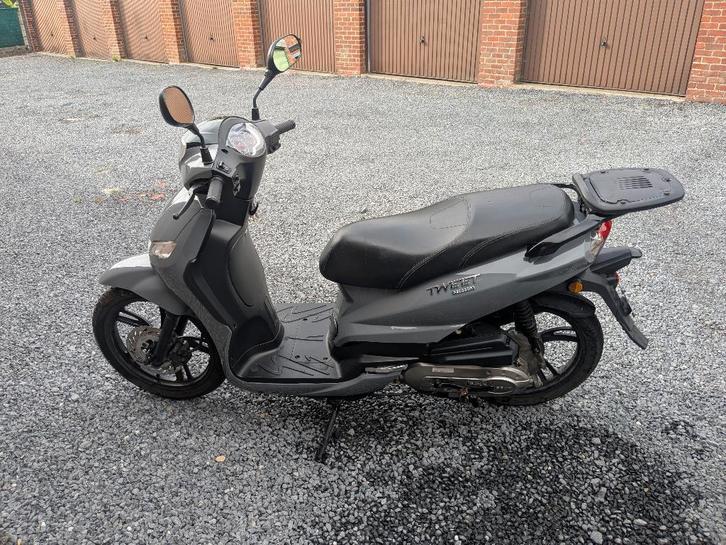 Vend scooter gris, Fietsen en Brommers, Scooters | Yamaha, Gebruikt, Overige modellen, Klasse B (45 km/u), Benzine, Ophalen