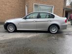 BMW E90 - AUTOMAAT - 119xxx km - BENZINE, Auto's, Automaat, Parkeersensor, Achterwielaandrijving, 1995 cc